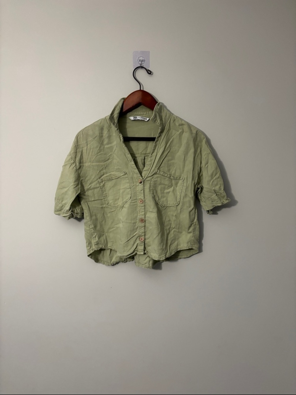 Zara Pale Green Cropped Button-Down Shirt